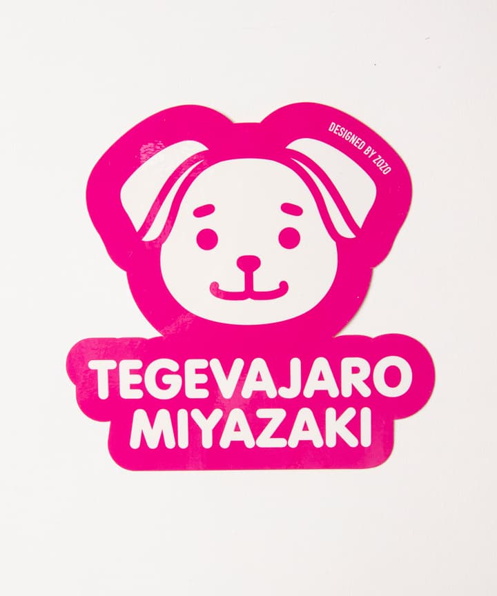 ジャーロくんステッカー（ピンク）
