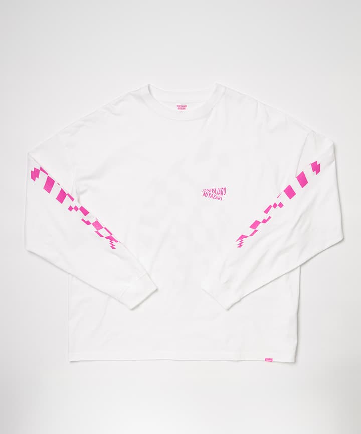 EVOLUTEロングTシャツ